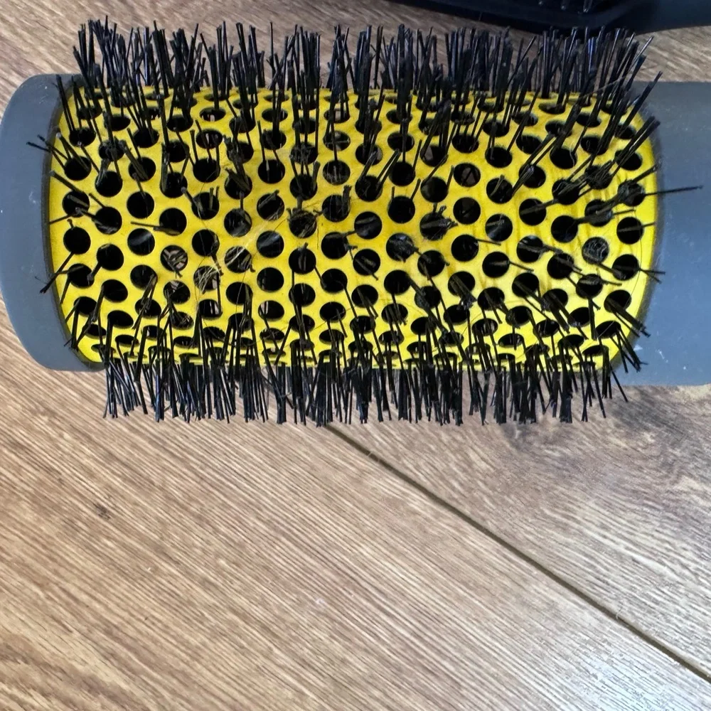 Dry bar and Pattern Hair Brush Set - Black and Yellow
